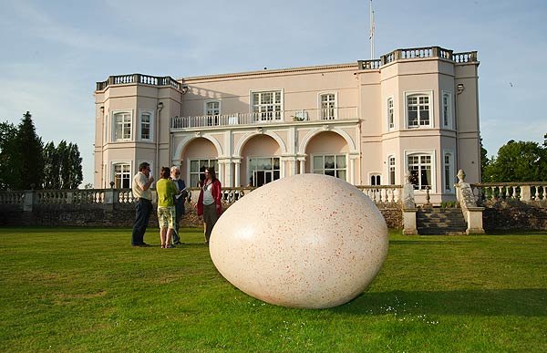 Oeuvre (Guinea Fowl) at Great Brampton House, Hereford (1)