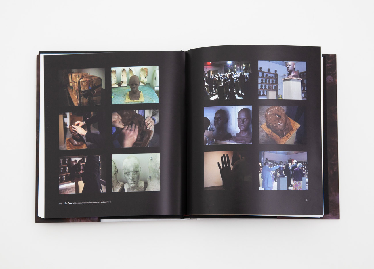 Image of exhibition catalogue for En Face by Gavin Turk